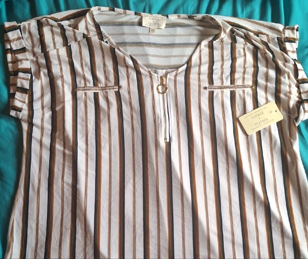 Venus Striped Short-Sleeve Zip Front Blouse in White and Brown